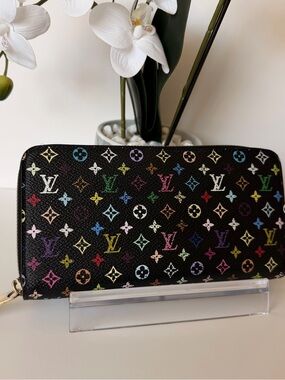 Louis Vuitton Multicolor Zippy Wallet Black Murakami pre loved 🥰